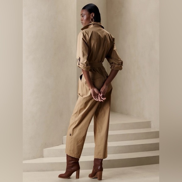 NWT! Banana Republic Finley Poplin Jumpsuit - Size XS - Picture 2 of 3